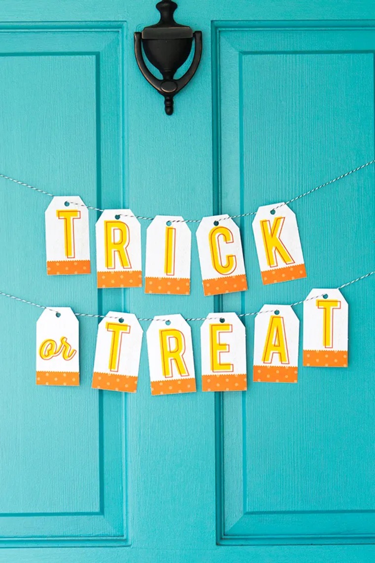 trick or treat banner door decoration