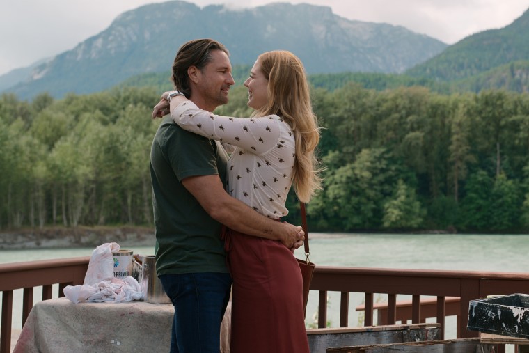 Martin Henderson and Alexandra Breckenridge in "Virgin River."