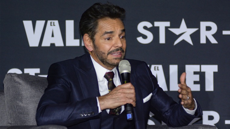 Eugenio Derbez está delicado de salud tras accidente y tendrá una operación, informó Alessandra Rosaldo, su esposa.