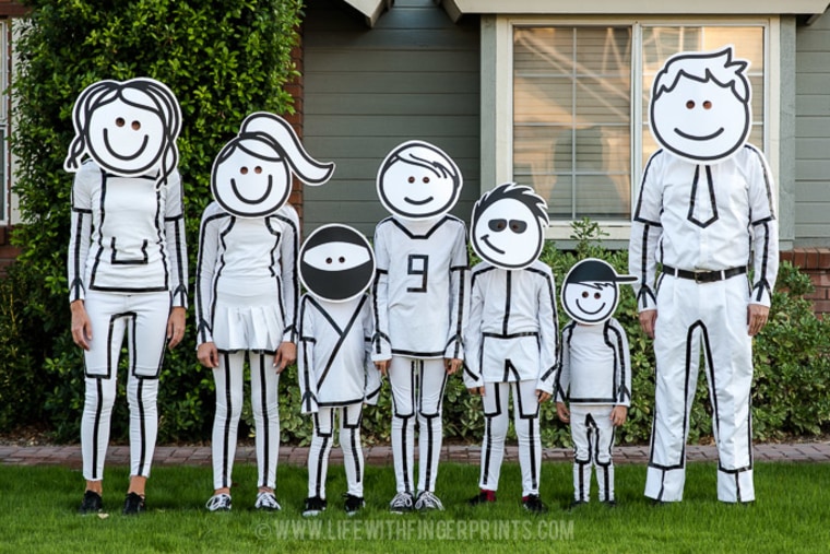 Easy Family Group Halloween Costume Ideas - The DIY Lighthouse