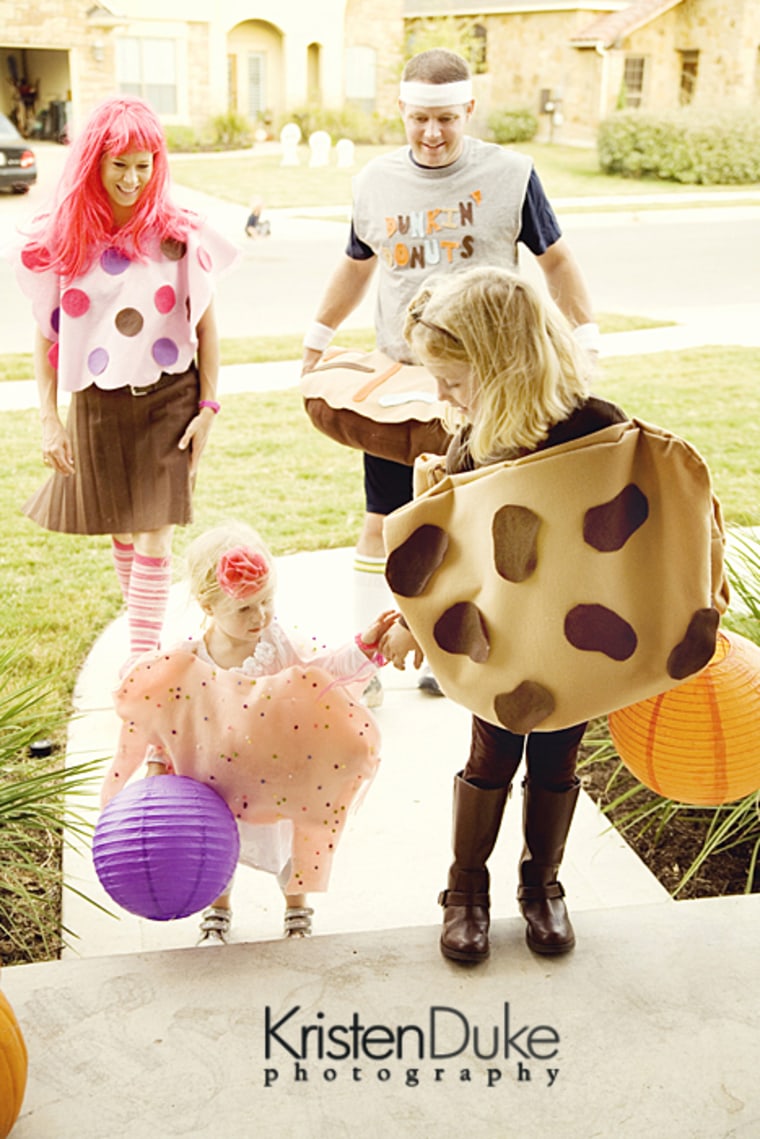 family halloween costume ideas sweet treats