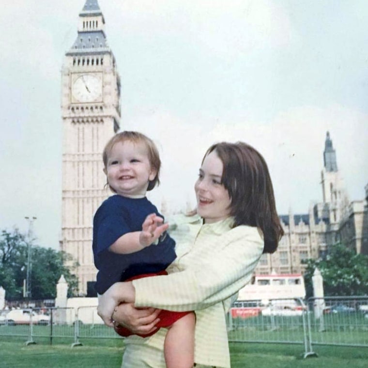 Lindsay Lohan and her brother Dakota take a picture by London's Big Ben tower during her "Parent Trap" days.