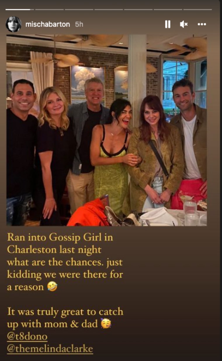 Barton shared a group photo from her outing with her former co-stars and famous friends. 
