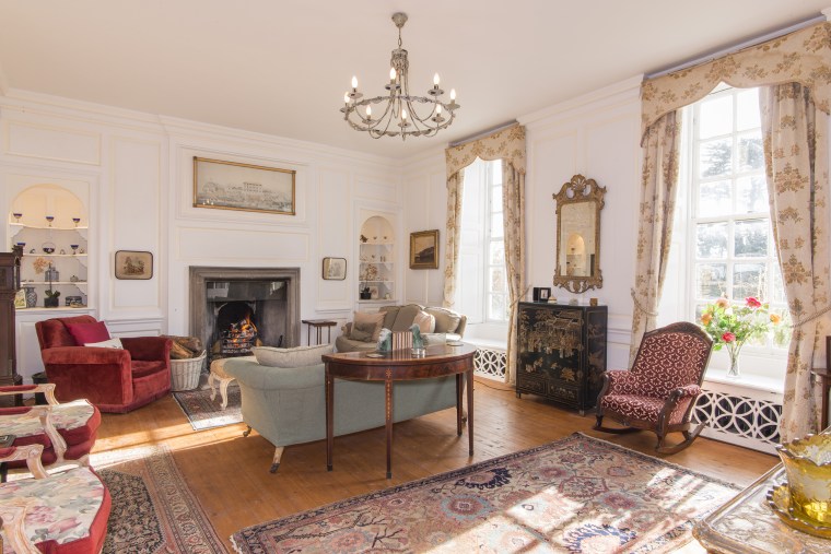 We can definitely see a Regency family enjoying this spacious parlor.
