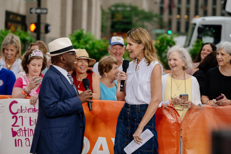 Savannah on the plaza, before she acknowledged her fashion faux pas on Instagram.