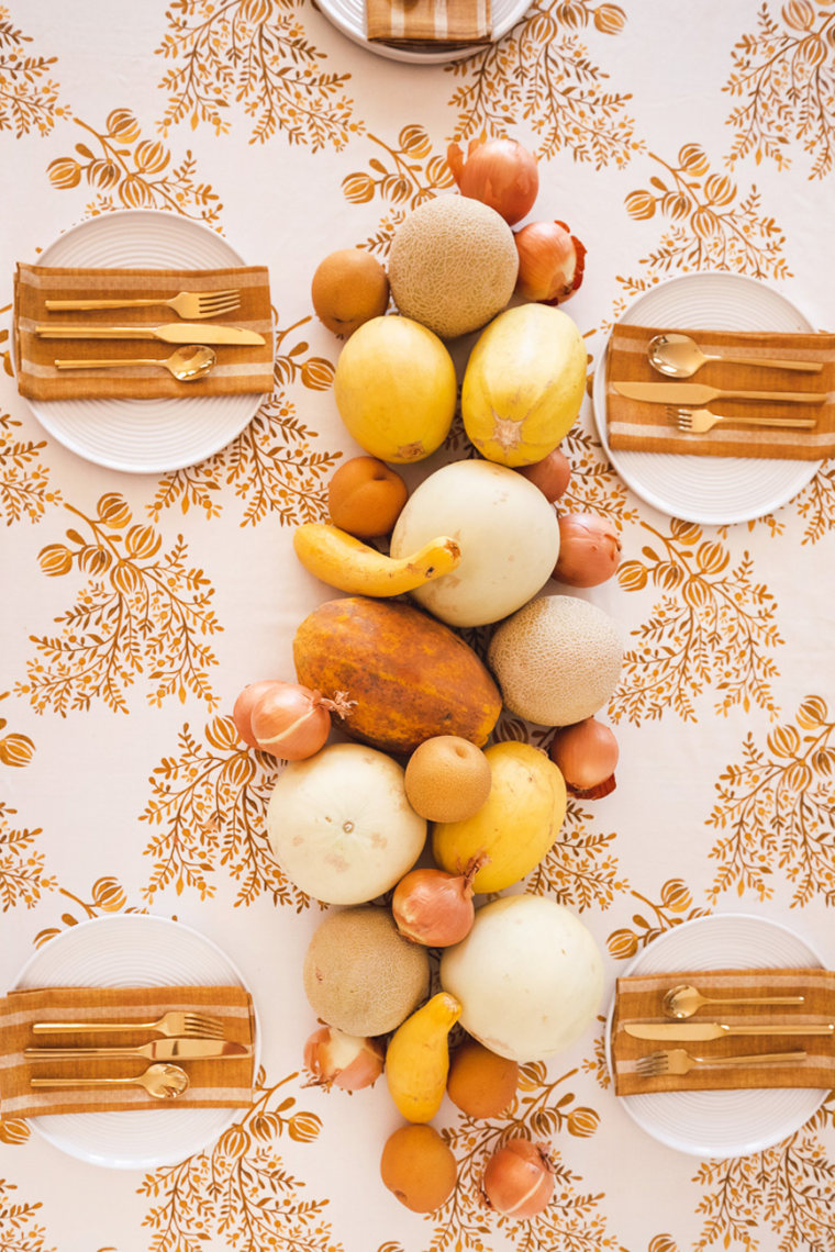 thanksgiving table decorations harvest tablescape