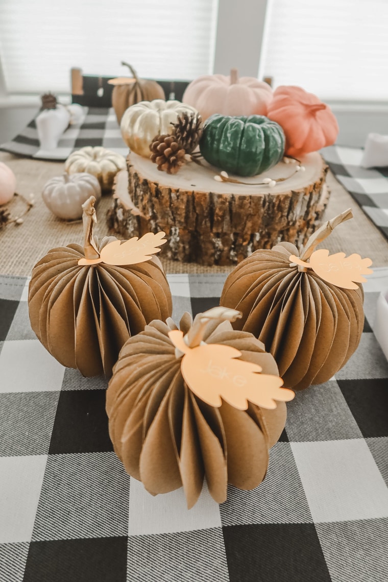 thanksgiving table decorations pumpkin place card holders