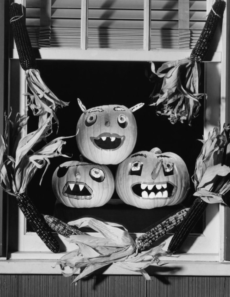 31 Best Vintage Halloween Decorations - Retro Halloween Decorations