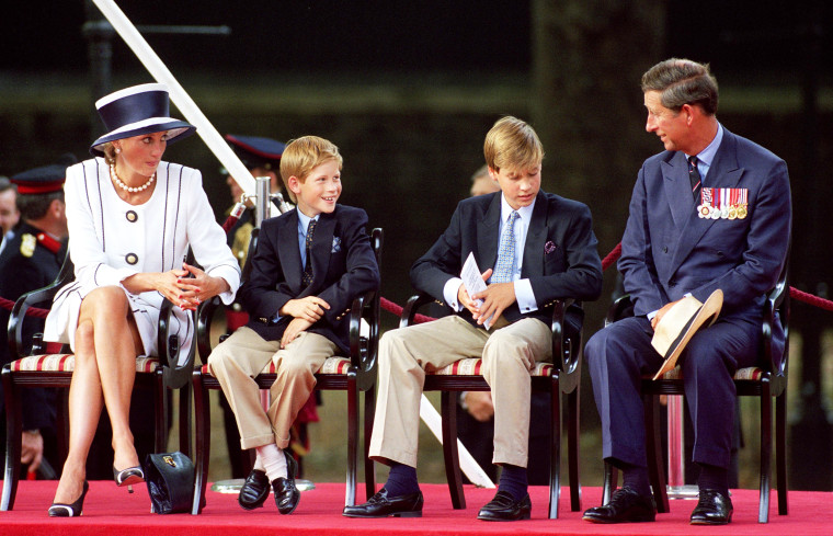 Image: The Vj Day 50Th Anniversary Celebrations