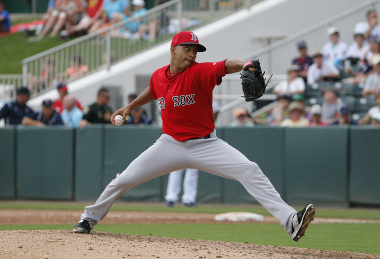 Boston Red Sox relief pitcher Anthony Varvaro works against the Minnesota Twins in a spring training baseball game, on March 29, 2016, in Fort Myers, Fla.