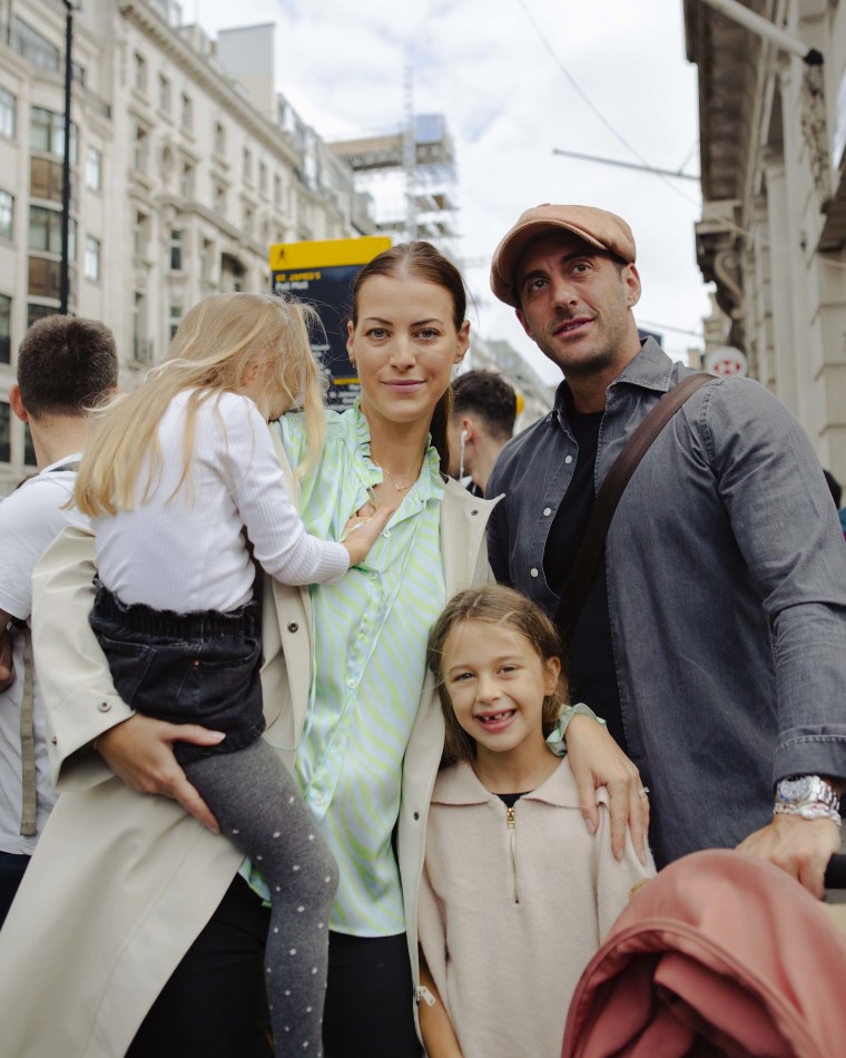 Rochelle and Sasza Bandiera with their daughters, Cataleya and Tallulah.