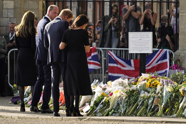 Prince Harry, Princess Meghan, Prince William, Prince of Wales and Princess Kate, Princess of Wales