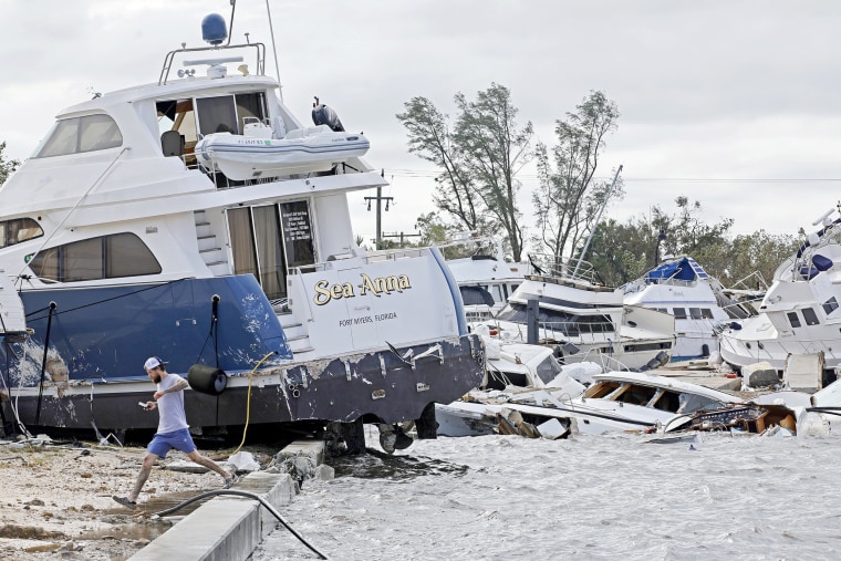 Aftermath Hurricane Ian, Florida