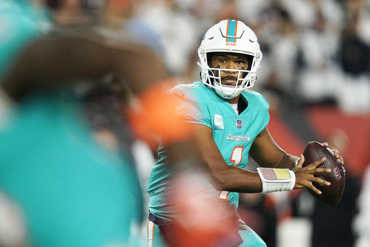 tua miami dolphins