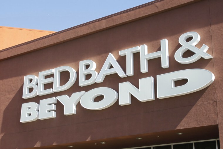 Una tienda de Baed Bath & Beyond en una foto de archivo.