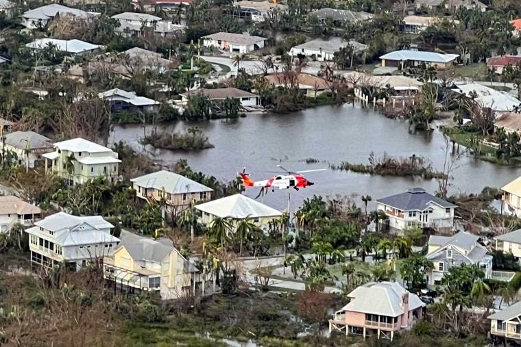 Las inundaciones provocadas por Ian en una imagen tomada en un vuelo sobre la isla de Sanibel, que se encuentra al suroeste de Fort Myers y Cape Coral, en Florida.