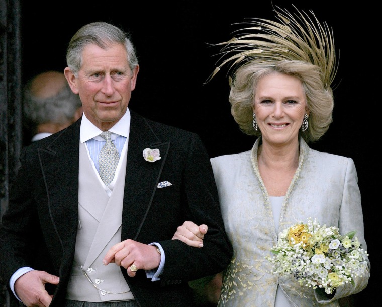 Charles y Camilla se casaron en una ceremonia civil en la capilla de Saint George, en el castillo de Windsor, Inglaterra, el 9 de abril de 2005.
