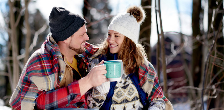 40 Fun, Romantic Winter Date Ideas - Cold Weather Date Ideas