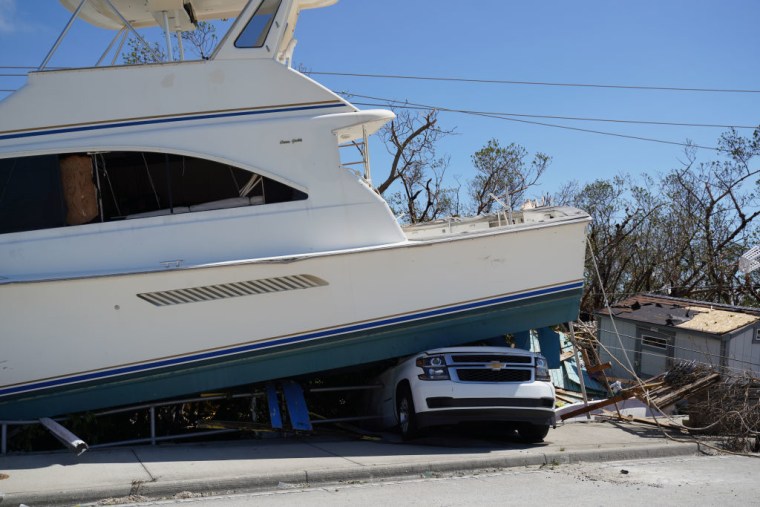 Boats scattered around Fort Myers Beach after hit by Hurricane Ian