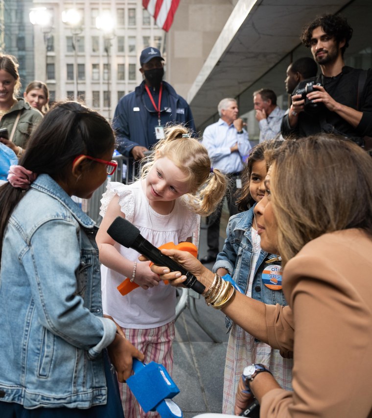 Hoda held up the mic to her oldest daughter, Haley, as Dolly and Hope looked on.