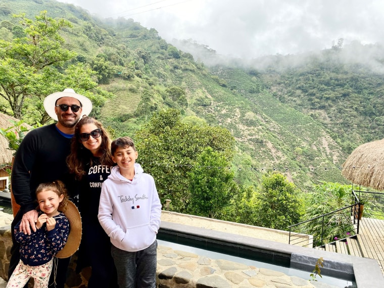 Diana Limongi and her family posing for a photo while visiting Colombia.