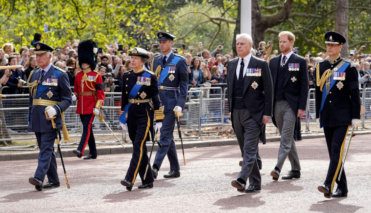 The Coffin Carrying Queen Elizabeth II Is Transferred From Buckingham Palace To The Palace Of Westminster