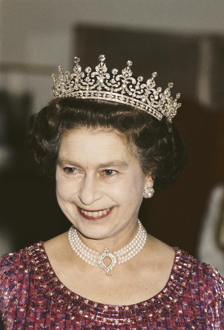 Elizabeth II in Bangladesh