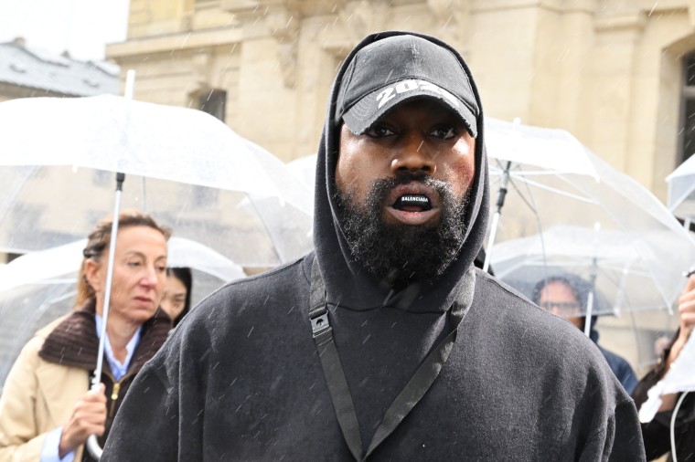 Kanye West Ye Arriving Paris Fashion Week Balenciaga Mouthpiece