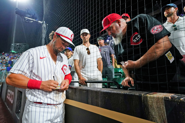 Chicago Cubs v. Cincinnati Reds