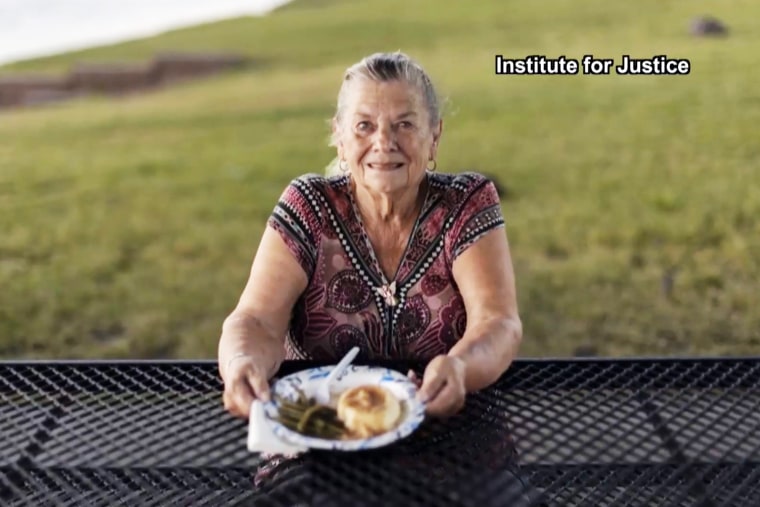 Police arrested Norma Thornton, 78, a retired restaurant owner from of Bullhead City, Ariz., on March 8 after she shared food with homeless people in a public park.