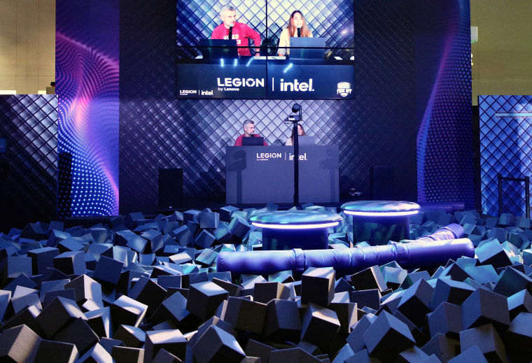 TwitchCon 2022 San Diego

SAN DIEGO, CALIFORNIA - OCTOBER 08: Foam Pit Exhibit At TwitchCon 2022 on October 08, 2022 in San Diego, California. (Photo by Robin L Marshall/Getty Images)