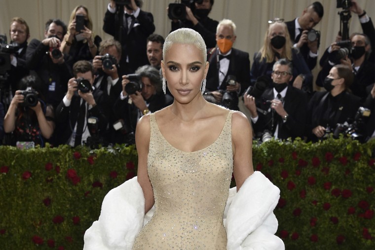 Kim Kardashian asiste a la gala benéfica del MET, el 2 de mayo de 2022 en Nueva York.