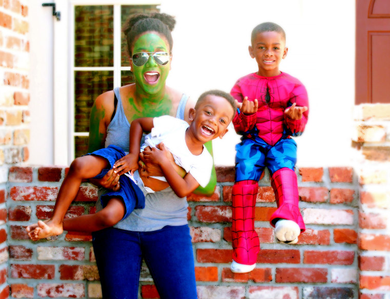 35 Best Family Halloween Costumes That Will Be a Hit With Your Whole Crew -  Yahoo Sports