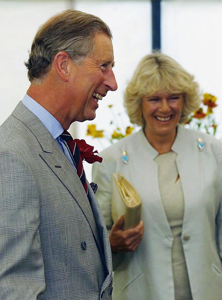 Clarence House announces wedding of Prince Charles and Camilla