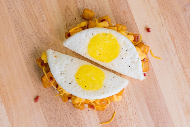 Taco Bell is sorry for former The Naked Egg Taco (2017-2018)