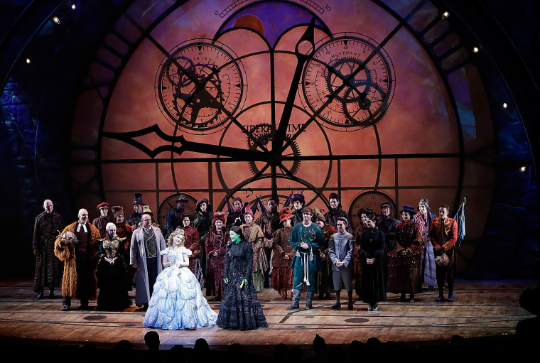 "Wicked" Celebrates 10th Anniversary On Broadway - Curtain Call