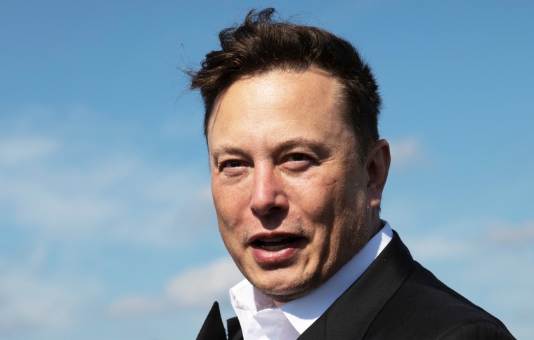 Twitter owner Elon Musk, shown in 2020, urged “independent-minded voters” to vote Republican in the midterms. 