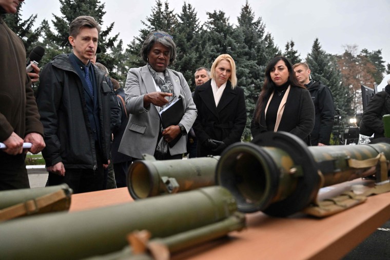 Linda Thomas-Greenfield examines weapons in Kyiv on Tuesday.