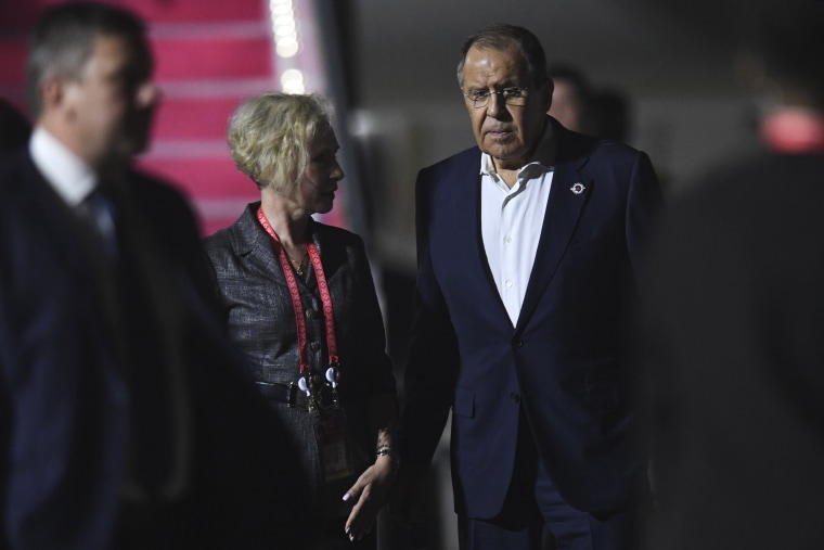 Sergey Lavrov arrives in Bali for the G20 summit. 