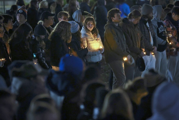 Image: 3 Shot Dead And Others Wounded At University Of Virginia, Suspect Still At Large