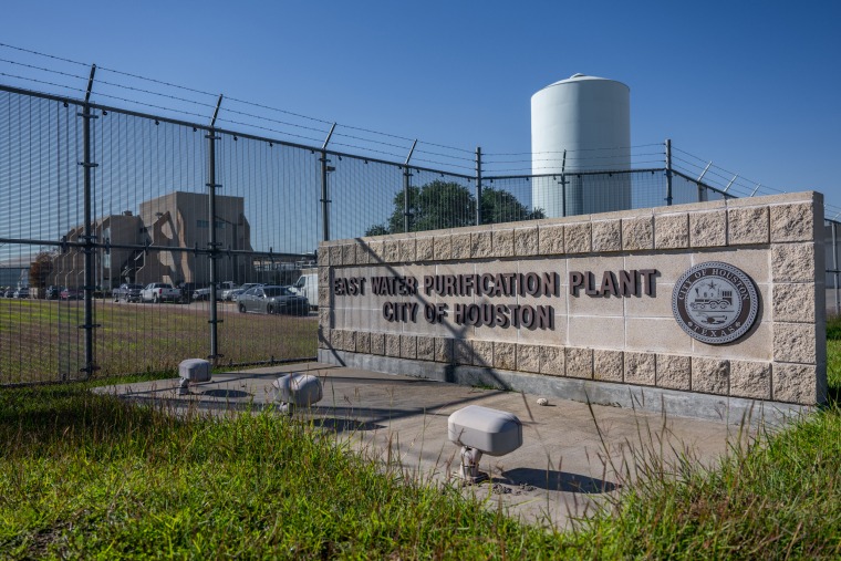     La planta de purificación de agua está en Galena Park