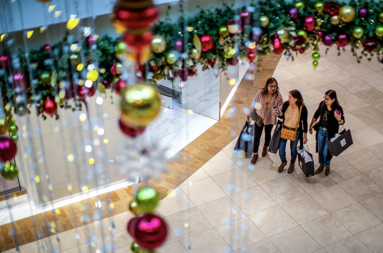 South Coast Plaza reopens for indoor shoppers as California