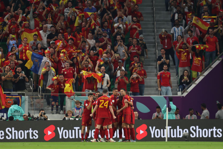 La selección española celebra el primer gol anota en su debut en el Mundial de Catar contra Costa Rica, el 23 de noviembre de 2022.