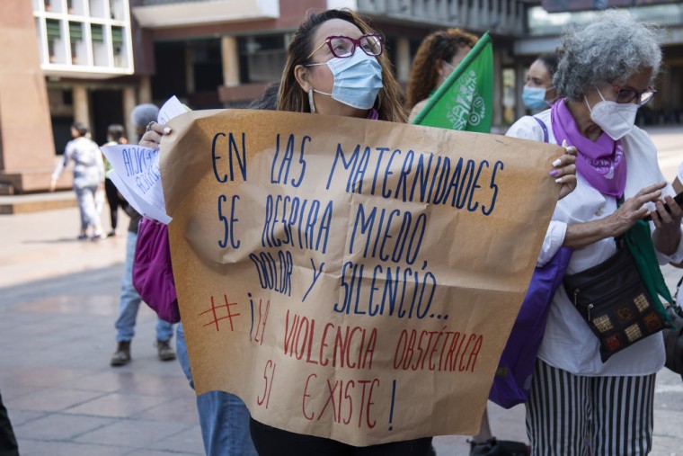 Una manifestación de mujeres en Caracas, Venezula. el 25 de noviembre de 2022.
