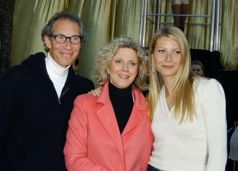 Bruce Paltrow, Blythe Danner & Gwyneth Paltrow at the "Austin Powers In Goldmember" premiere 