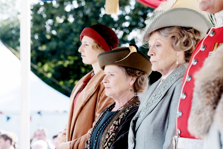 Laura Carmichael, Imelda Staunton, Maggie Smith in Downton Abbey, 2019.