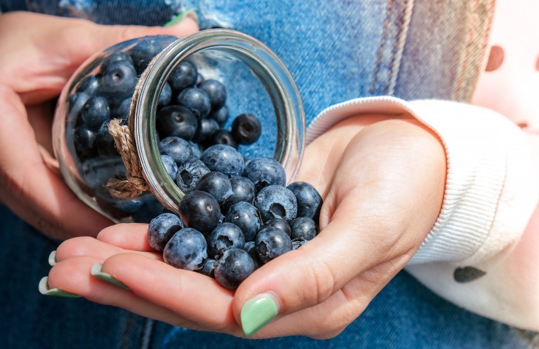 A bowl of fresh blueberries.