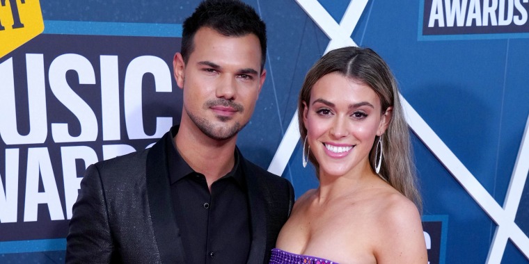 The couple at the 2022 CMT Music Awards at Nashville Municipal Auditorium on April 11, 2022 in Nashville, Tennessee. 