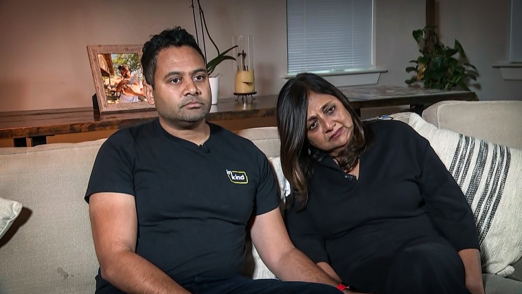 Moonesinghe’s mother, Ruth, and brother, Rohann