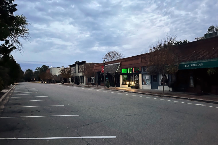 After power outages, the streets of downtown Southern Pines are empty and dark, Dec. 4, 2022. Dt southern pines 05